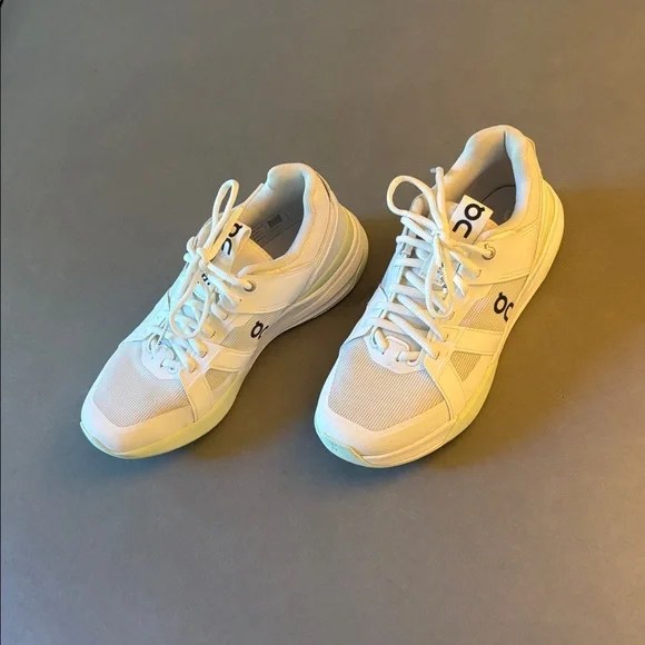 The ROGER Clubhouse Pro Tennis Sneaker - Picture 3 of 7